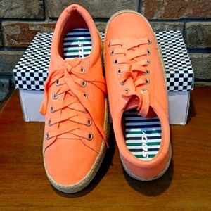 Women's Coral Soda Sneakers NEW Size 10